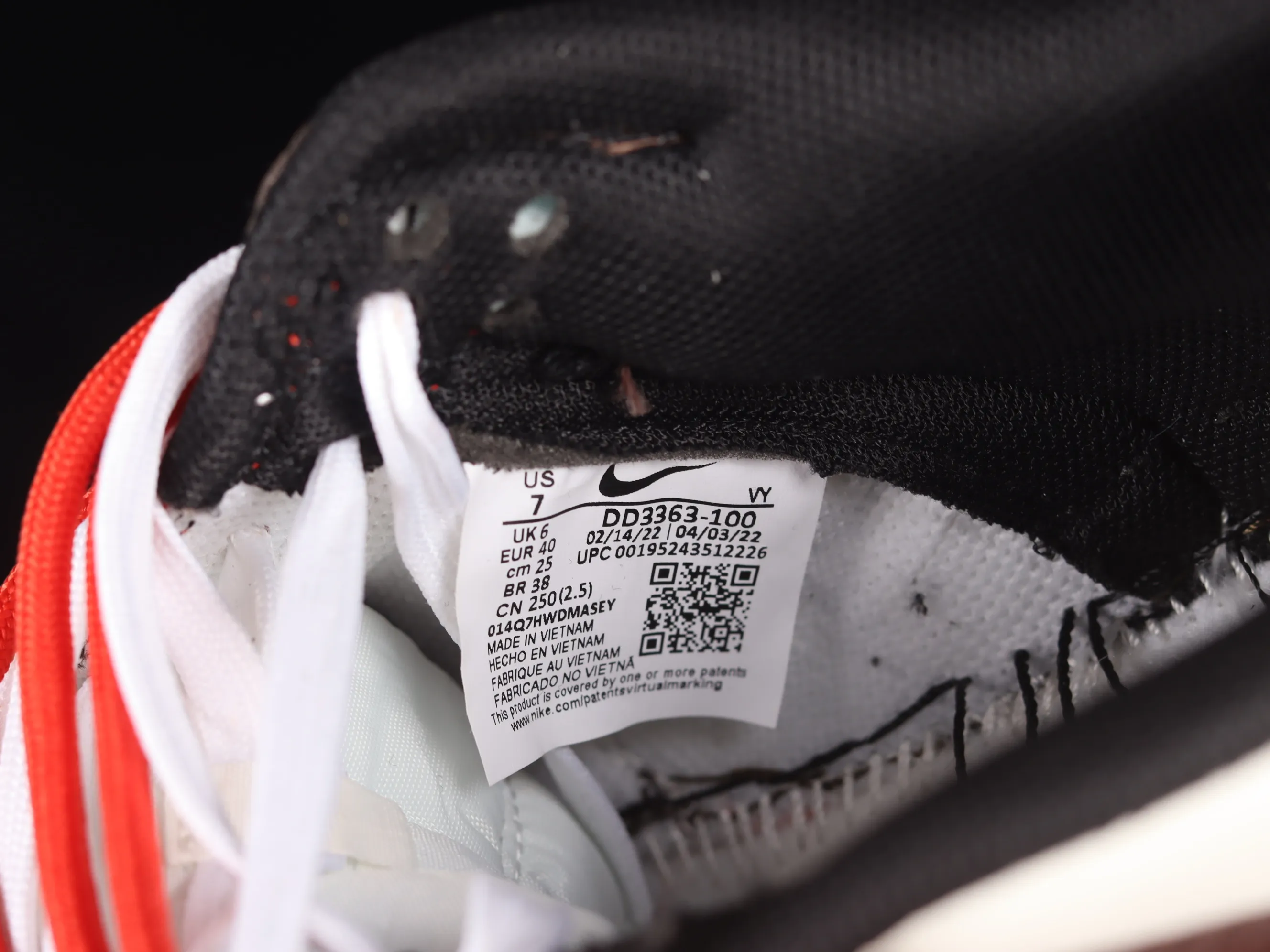 All categories Nk SB Dunk series Nk SB Dunk Low low-top sneakers Nk Dunk Low Valentine's Day LOVE customized version of deconstructed strap casual sneakers DD3363-100